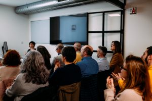 Elena Pedrosa charla en Apertura
