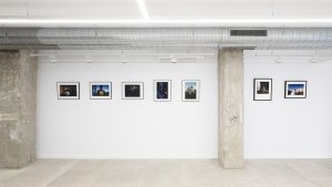 Fotografía de la exposición X Concurso APERTURA en la Sala Desenfocada